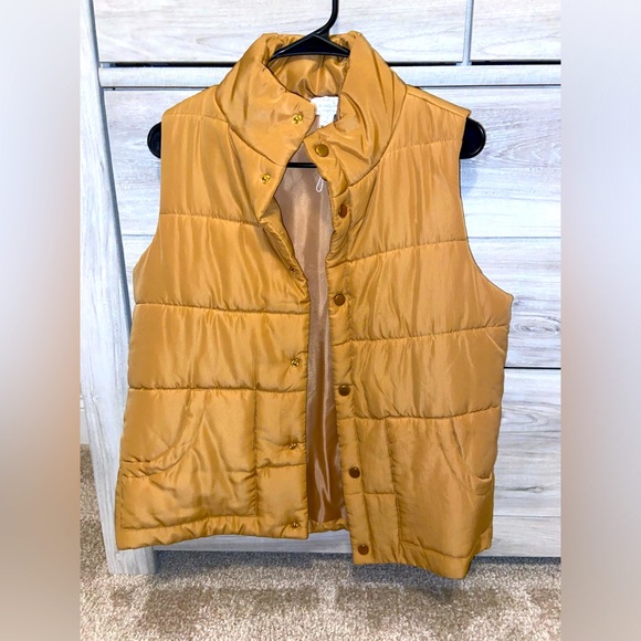 Mud Pie Jackets & Blazers - New vest, never worn.